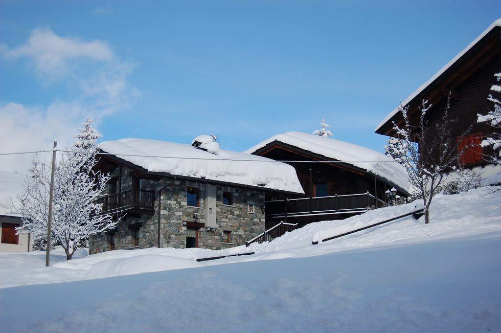 Residence Foyer D'Antan Brusson Exterior photo